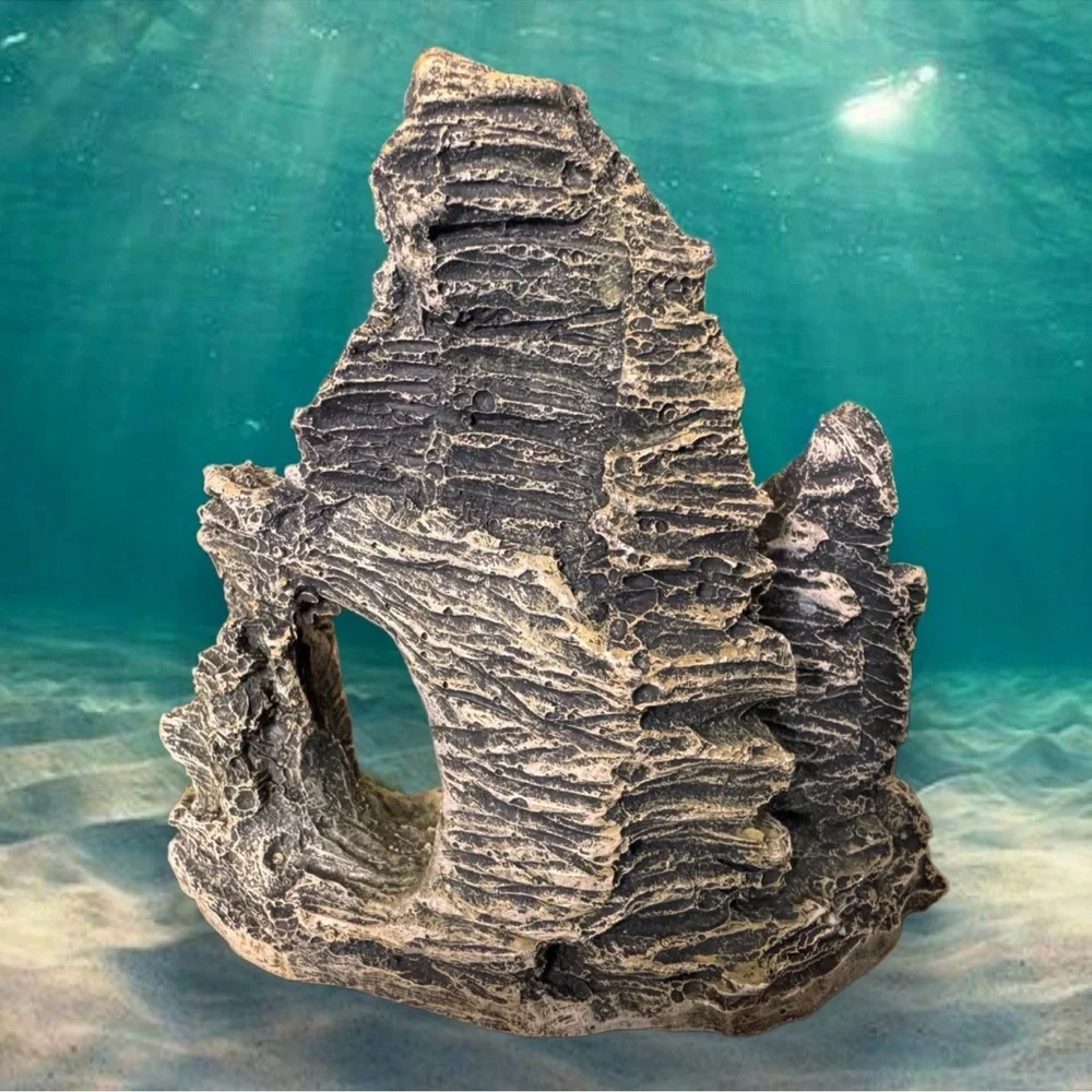 Aquarium Decor: Little Poly Resin Cave And 5 Soft Plastic Plants